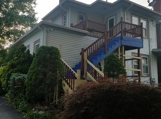 25 W Warwick Ave, West Warwick, RI 02893