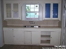 5th image of 535 Kirk Pl