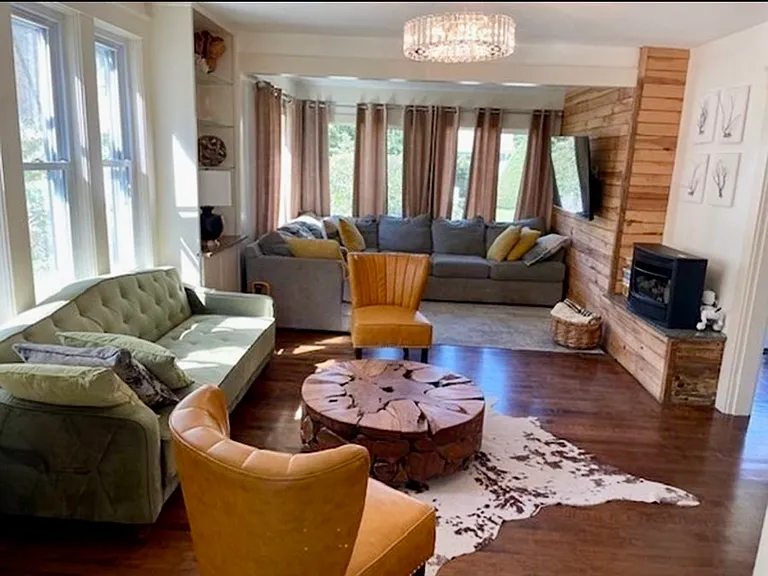 10 Cove Ave — Photo 9