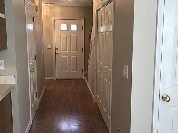 5th image of 5107 Carriage Woods Dr