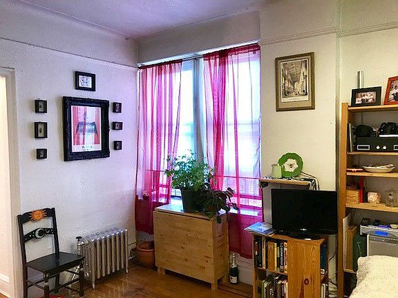 3rd image of 3415 31st Ave APT 6E