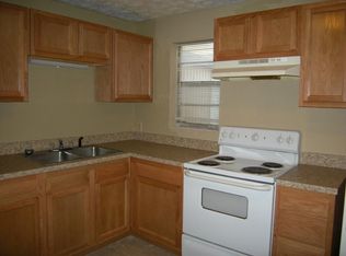 1104 Ellis Rd, Jacksonville, FL 32205