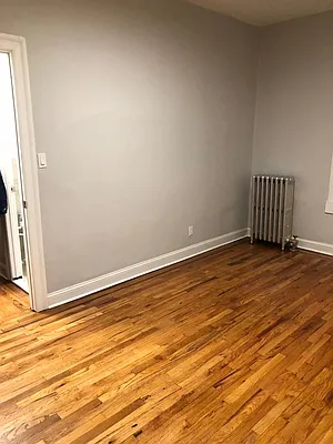 Rented by Realty 2000 Associates Ltd | media 12