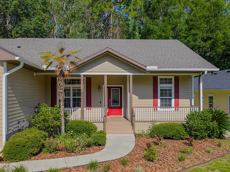 10538 Palmetto Blvd — Photo 52