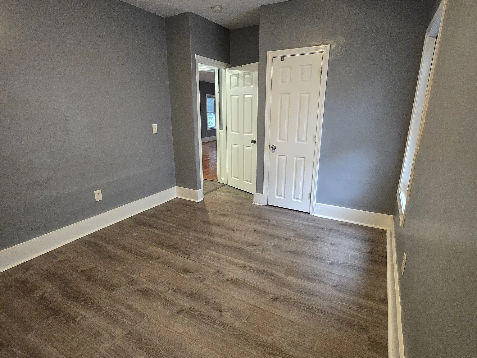 4 bed, 1300 sqft, $2,250 — Photo 4