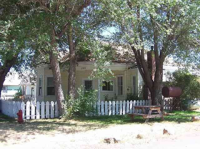 1st image of 202 Alleghany St