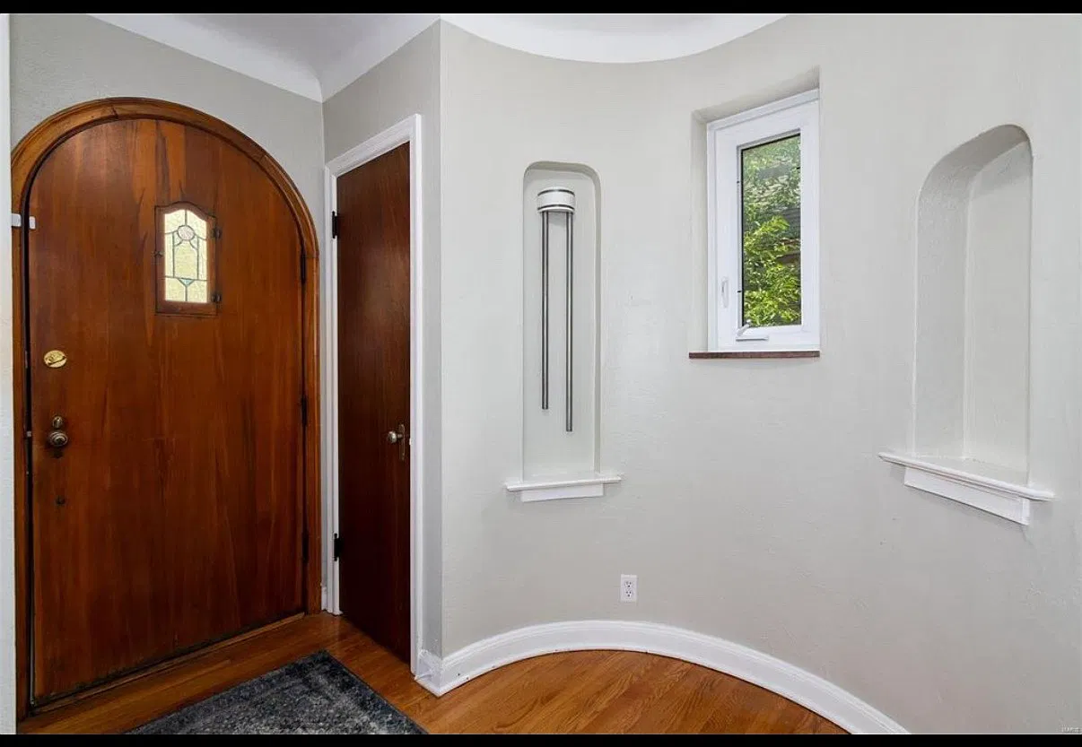 3 bed, 1865 sqft, $2,600 — Photo 4