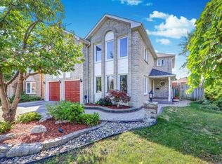 622 Chartwell Ct #BASEMENT, Pickering, ON L1V4R8