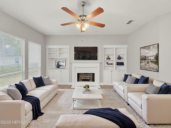 5th image of 10973 HICKORY TRACE Lane