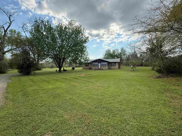 137 Wayside Farm Rd, Havana, FL 32333