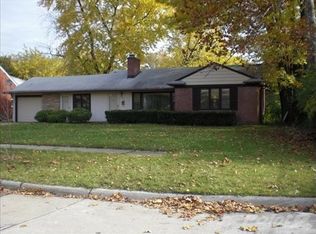 24000 Dante Ave, Oak Park, MI 48237