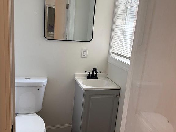3rd image of 3853 N Gratz St