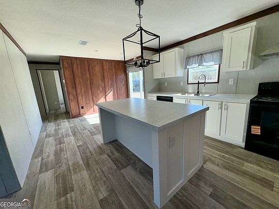 3rd image of 589 Ben Jackson Rd