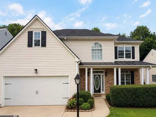 2162 Fall Creek Lndg, Loganville, GA 30052