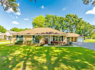 514 Saint George Rd, Schriever, LA 70395