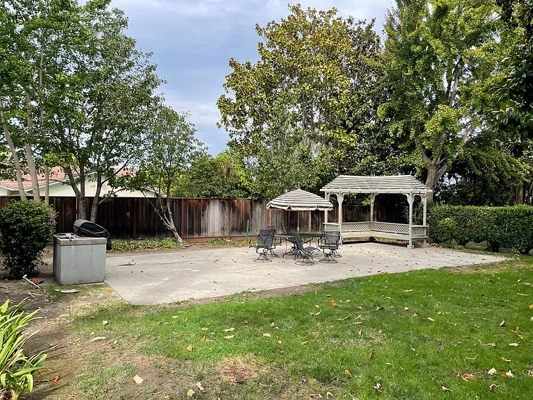 229 Kiely Blvd #A — Photo 2