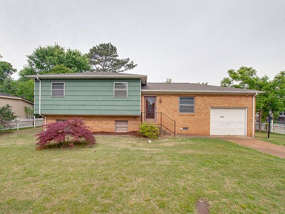 3rd image of 3902 McCalley Pl SW #R