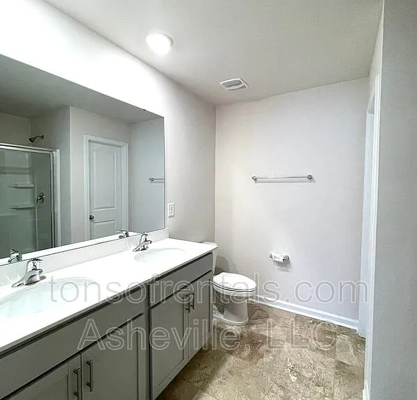 354 Tavernier Ln — Photo 29