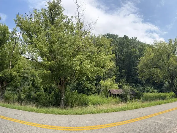 7841 Highway 1690, Louisa, KY 41230