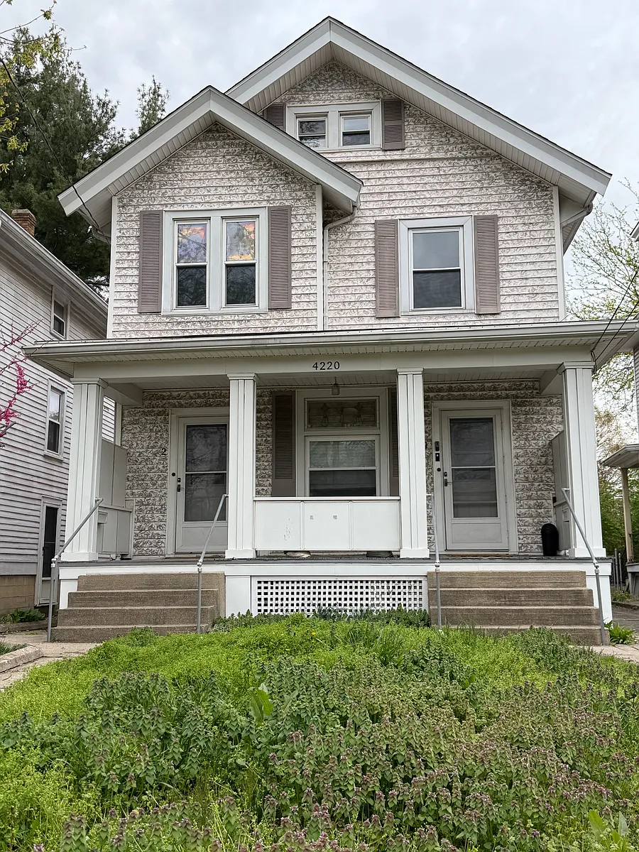 Building Photo - 4220 Brownway Ave #2