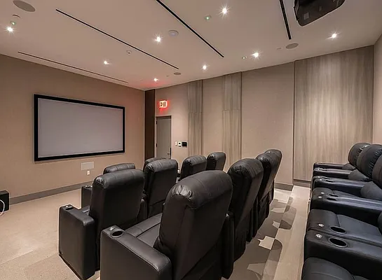 Rented by EXR | media 17