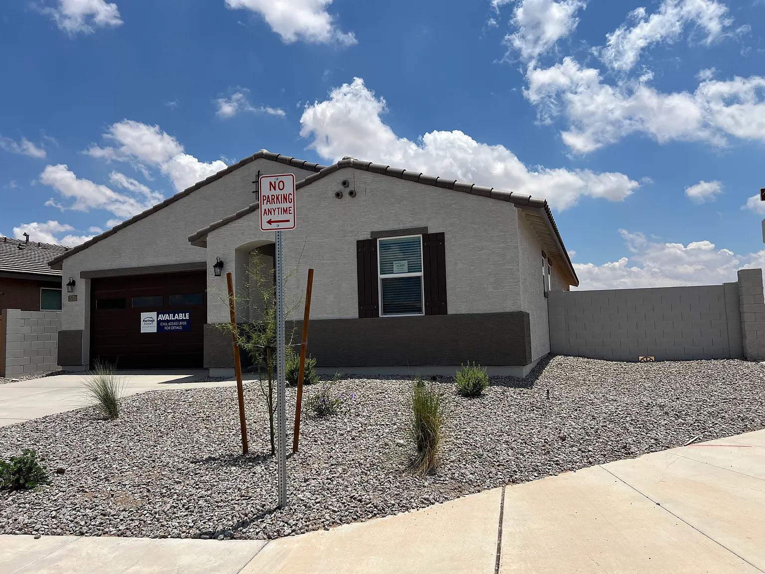 4 bed, 2014 sqft, $1,800 — Photo 2