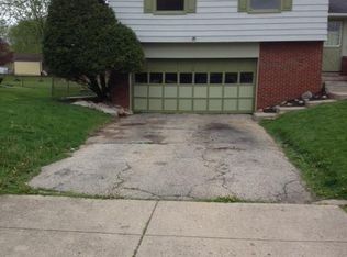 3624 Camelot Rd, Dayton, OH 45426