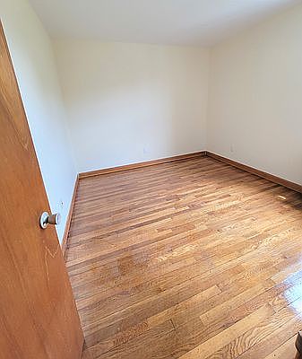 4th image of 33-22 23rd Ave #2