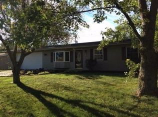 414 Sequoia Dr, Valparaiso, IN