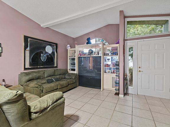 3rd image of 771 NW Bayshore Boulevard