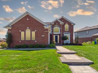 20490 Saint Martins Ave, Macomb, MI