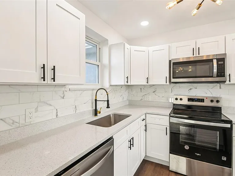 410 Virginia Ave — Photo 12