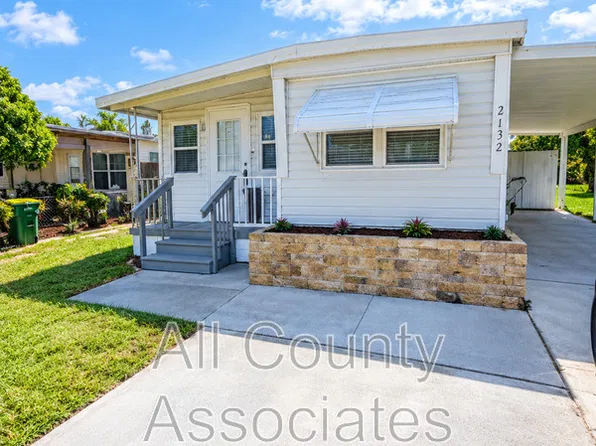 2132 Kepner Dr, Holiday, FL 34691