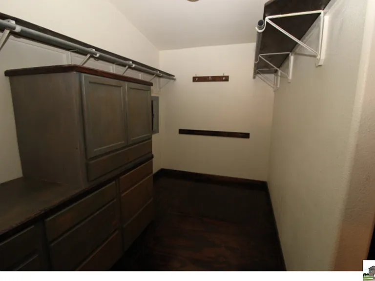 2809 Connell St — Photo 22