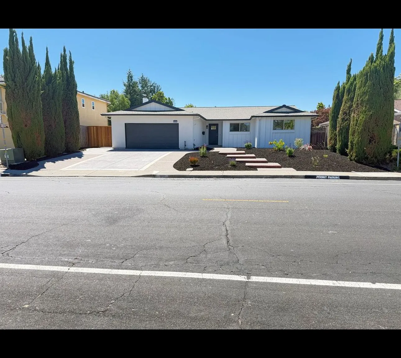 9887 Broadmoor Dr — Photo 2