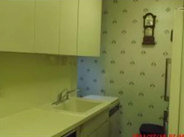 2461 East 29th Street image 1 of 5