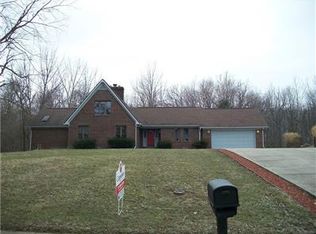 1506 Sherwood Dr, Greenfield, IN 46140