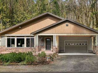 526 Sky Ln, Skykomish, WA 98288