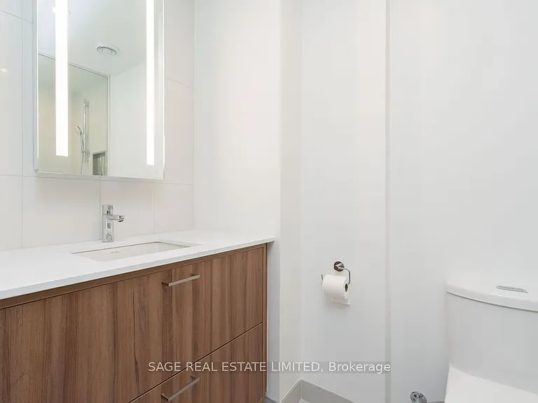 30 Inn On The Park Dr #1103 — Photo 11