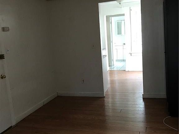 4th image of 649 Jersey Ave #3