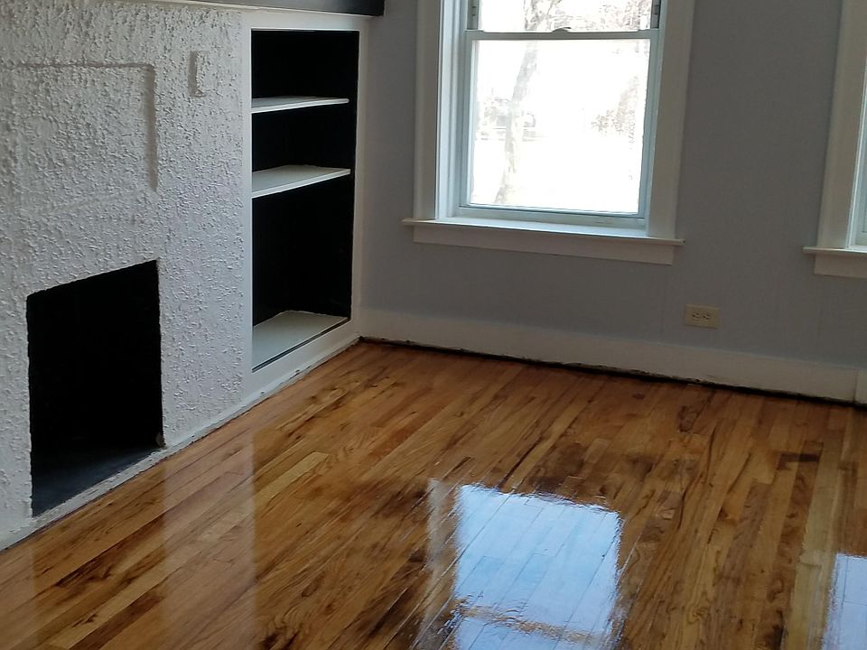 1st image of 9212 S Stony Island Ave Floor 2