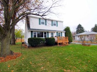 274 E Lincoln St, Oregon, WI 53575