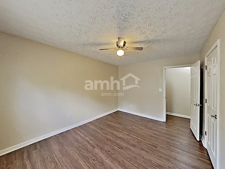 325 Split Rail Way — Photo 20