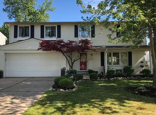 11659 Eldorado Dr, Sterling Heights, MI 48312