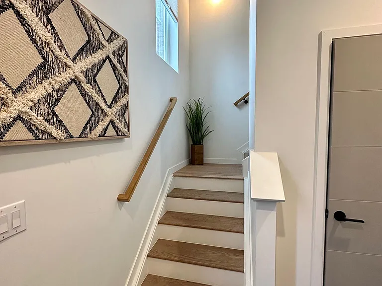 1610 Ingalls St — Photo 8