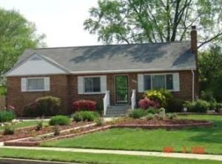 6023 Dinwiddie St, Springfield, VA 22150