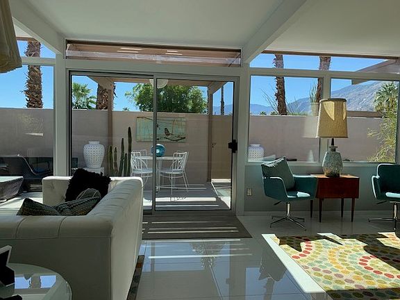 Slider to fully enclosed private patio.