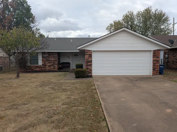 2721 N Park Cir, Stillwater, OK 74075