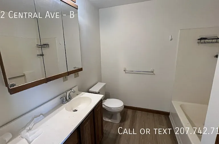 712 Central Ave #B — Photo 18