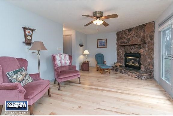 First floor fam rm (hdwd fl)